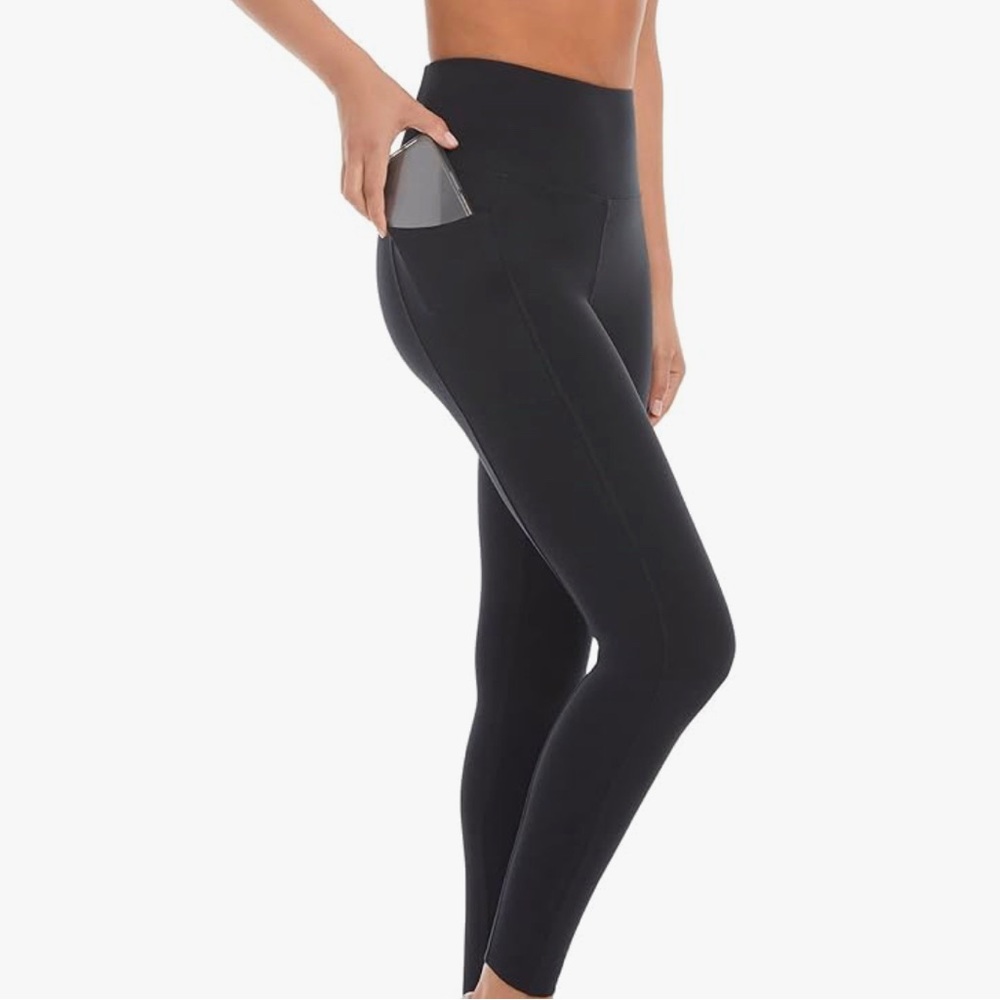 Danskin Black Yoga Pants with Pockets in a size Medium